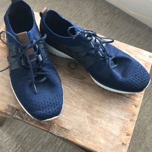 Mens Cole Haan casual wear shoes